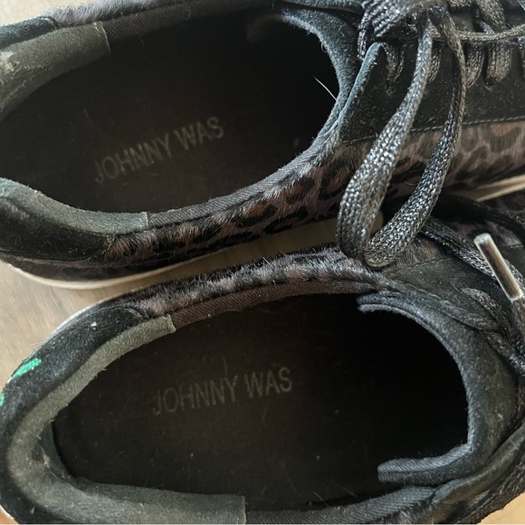 Johnny Was Womens Black Leopard Floral Embroidered Boho Sneakers Size 9.5 - Picture 7 of 9